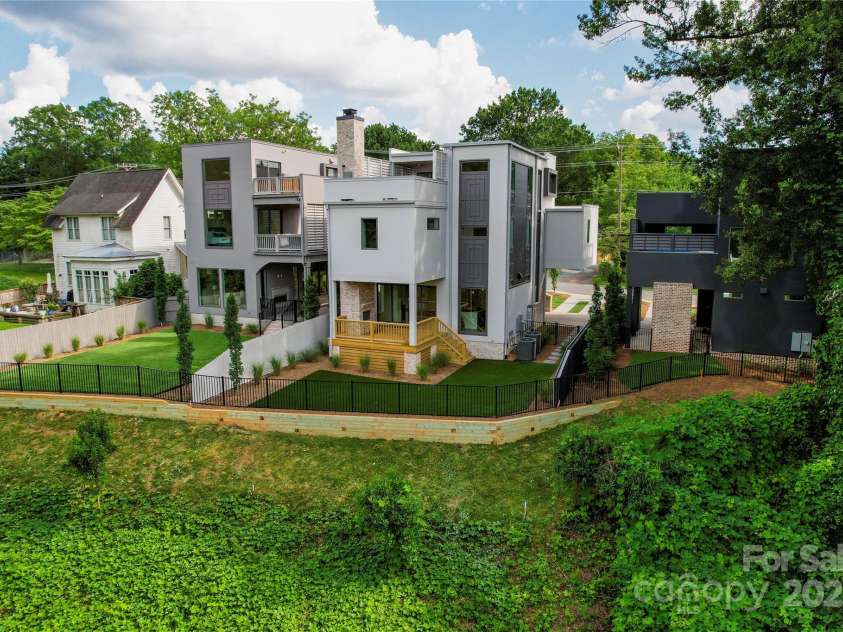 719 Charles Avenue, Charlotte, NC 28205.  MLS# CAR4278426, YatesRealty ID 32817. 
