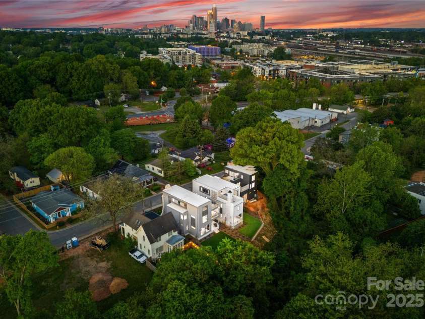 719 Charles Avenue, Charlotte, NC 28205.  MLS# CAR4278426, YatesRealty ID 32817. 