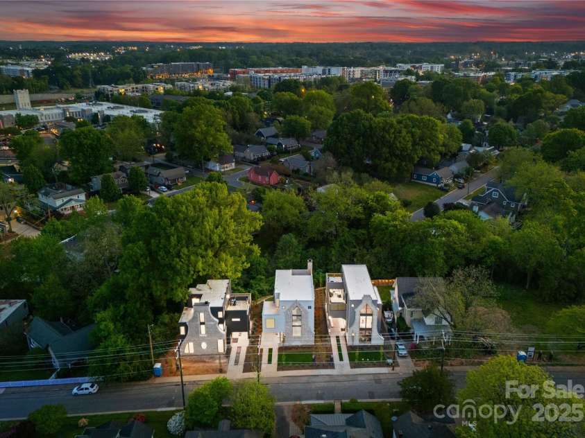 719 Charles Avenue, Charlotte, NC 28205.  MLS# CAR4278426, YatesRealty ID 32817. 