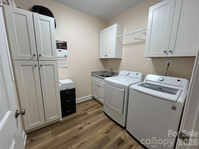 162 Red Oak Drive, Forest City, NC 28043.  MLS# CAR4378789, YatesRealty ID 32818. 