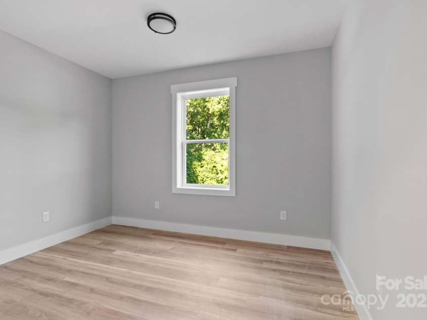 35 Lowe Avenue, Asheville, NC 28803.  MLS# CAR4275879, YatesRealty ID 32818. ADU