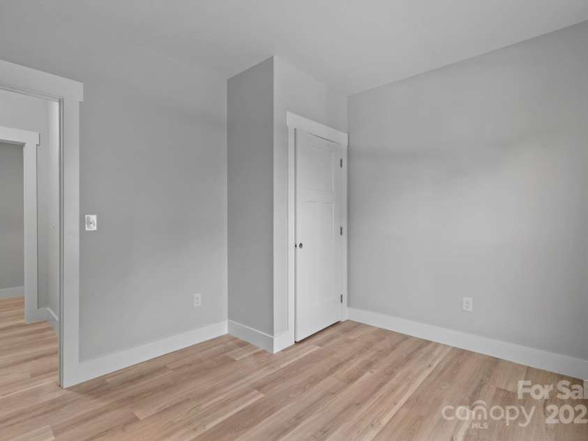 35 Lowe Avenue, Asheville, NC 28803.  MLS# CAR4275879, YatesRealty ID 32818. ADU