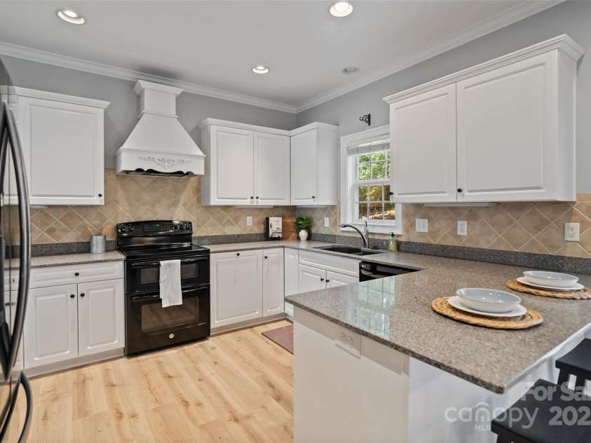 1677 Shetland Lane, Rock Hill, SC 29730.  MLS# CAR4275506, YatesRealty ID 32819. 