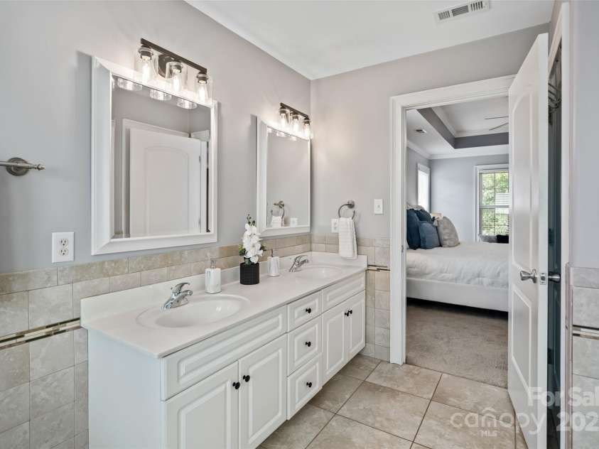 1677 Shetland Lane, Rock Hill, SC 29730.  MLS# CAR4275506, YatesRealty ID 32819. 