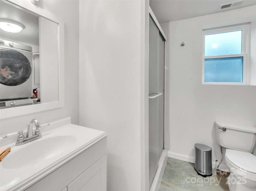 126 Arrowwood Way, Canton, NC 28716.  MLS# CAR4319990, YatesRealty ID 3282. 