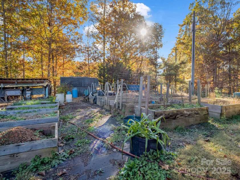 262 Daisy Lane, Bostic, NC 28018.  MLS# CAR4319475, YatesRealty ID 3282. 