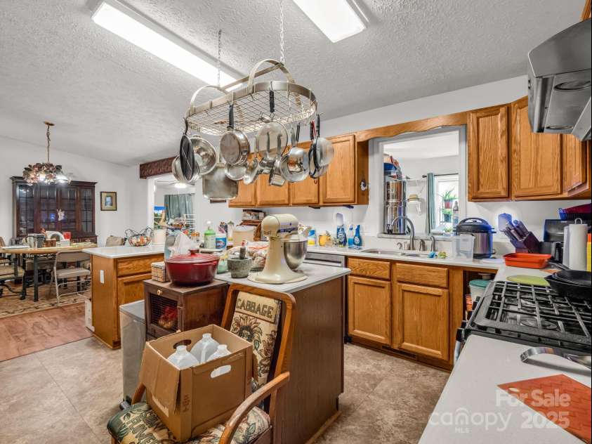262 Daisy Lane, Bostic, NC 28018.  MLS# CAR4319475, YatesRealty ID 3282. 
