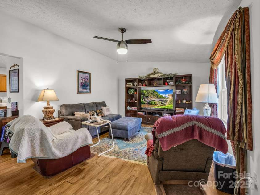 262 Daisy Lane, Bostic, NC 28018.  MLS# CAR4319475, YatesRealty ID 3282. Living Room