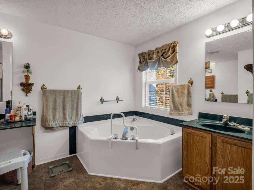262 Daisy Lane, Bostic, NC 28018.  MLS# CAR4319475, YatesRealty ID 3282. Primary Bathroom
