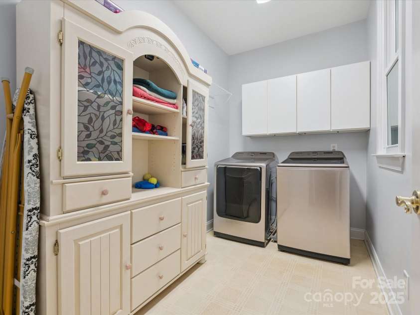13101 Kensworth Court, Charlotte, NC 28277.  MLS# CAR4274855, YatesRealty ID 32822. 