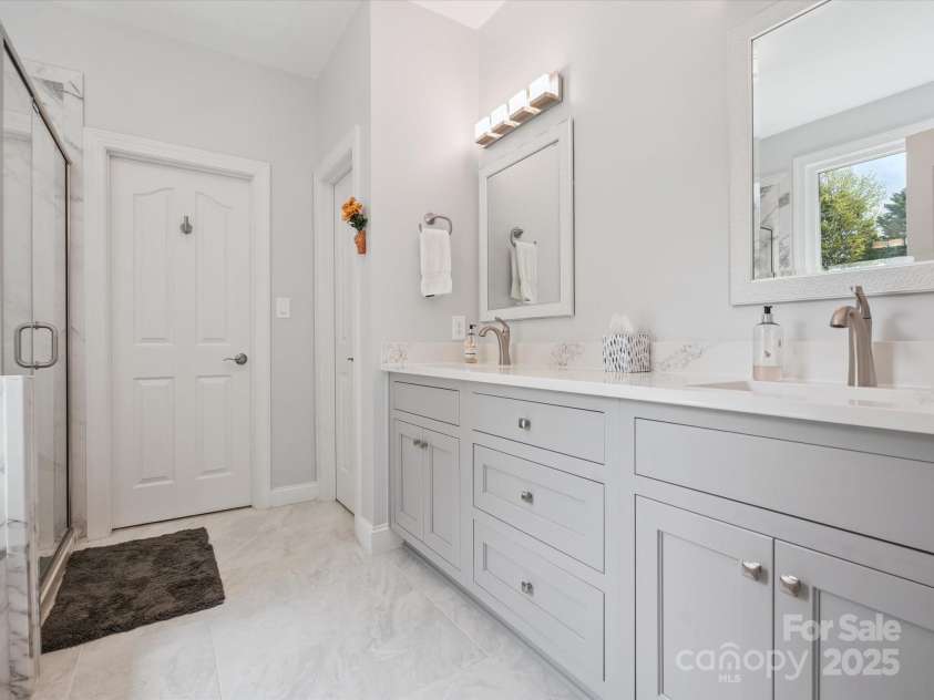 13101 Kensworth Court, Charlotte, NC 28277.  MLS# CAR4274855, YatesRealty ID 32822. 