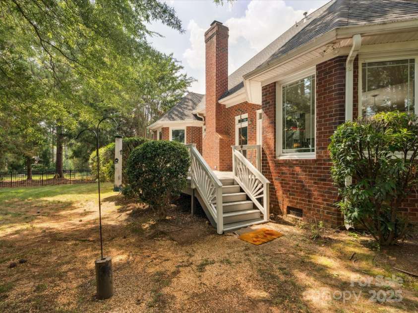 13101 Kensworth Court, Charlotte, NC 28277.  MLS# CAR4274855, YatesRealty ID 32822. 