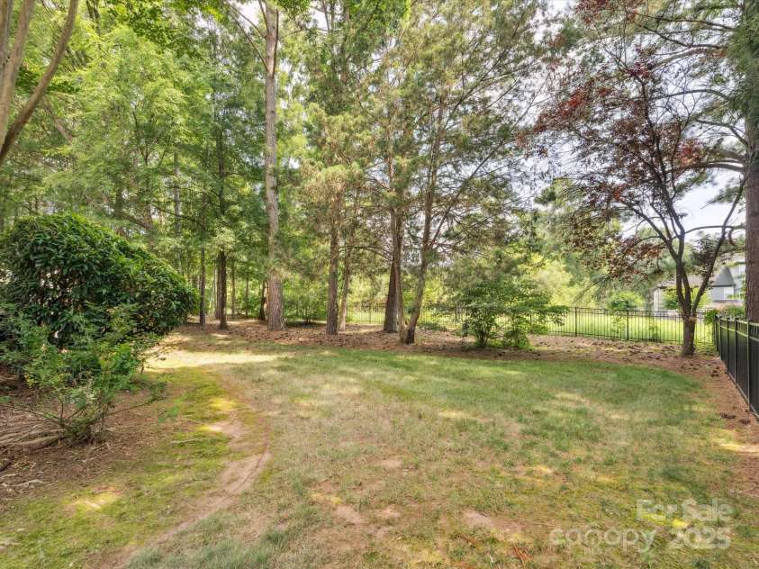 13101 Kensworth Court, Charlotte, NC 28277.  MLS# CAR4274855, YatesRealty ID 32822. 