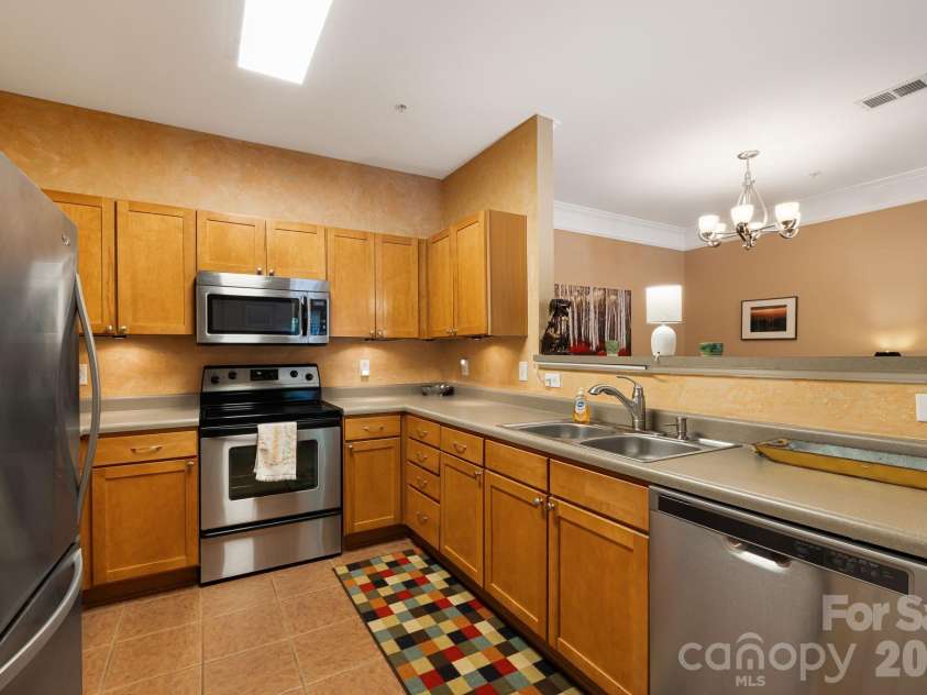 111 Appeldoorn Circle, Asheville, NC 28803.  MLS# CAR4397274, YatesRealty ID 32823. Kitchen