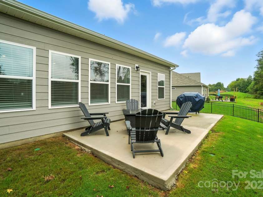 6171 Busch Way, Midland, NC 28107.  MLS# CAR4291191, YatesRealty ID 32824. 