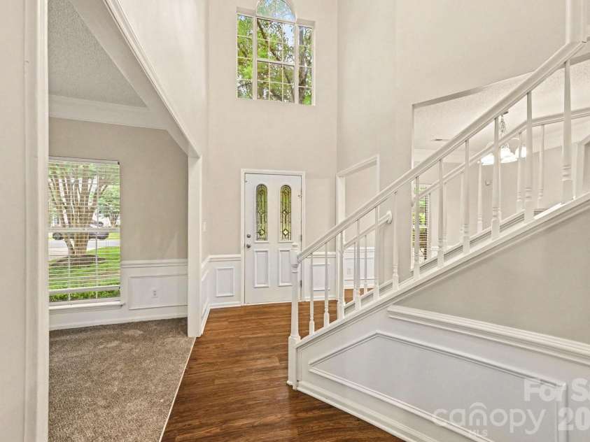 4619 Kirkgard Trail, Charlotte, NC 28269.  MLS# CAR4390079, YatesRealty ID 32825. 