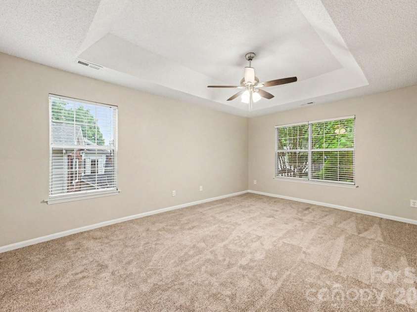4619 Kirkgard Trail, Charlotte, NC 28269.  MLS# CAR4390079, YatesRealty ID 32825. 