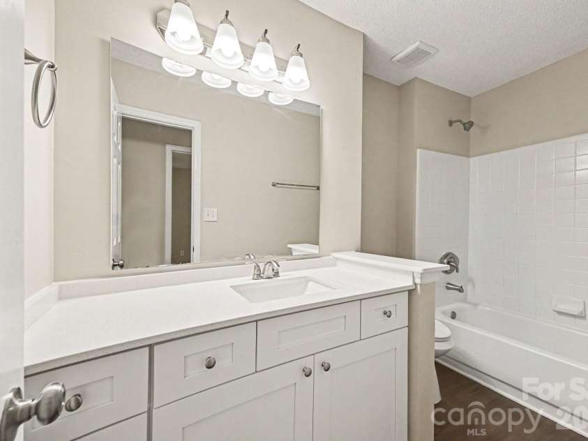 4619 Kirkgard Trail, Charlotte, NC 28269.  MLS# CAR4390079, YatesRealty ID 32825. 