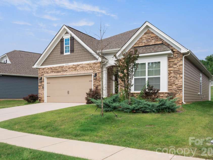 4229 Millstream Road, Denver, NC 28037.  MLS# CAR4385148, YatesRealty ID 32826. 