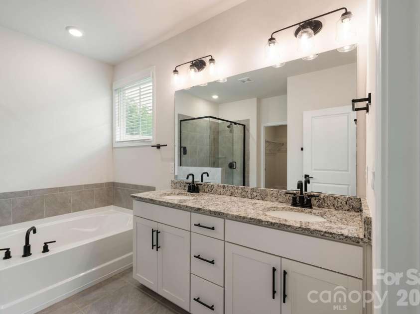 4229 Millstream Road, Denver, NC 28037.  MLS# CAR4385148, YatesRealty ID 32826. Primary Bathroom