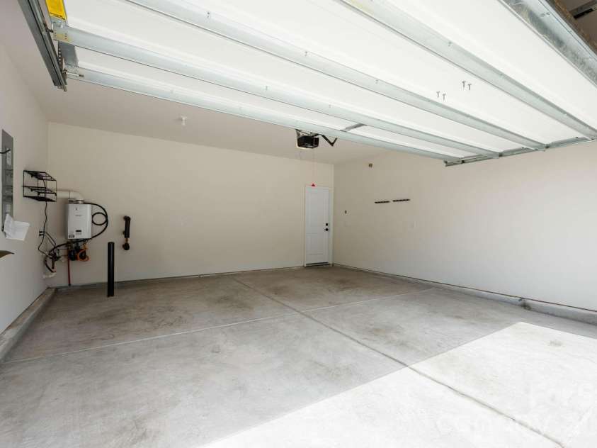 4229 Millstream Road, Denver, NC 28037.  MLS# CAR4385148, YatesRealty ID 32826. Spacious 2-car garage