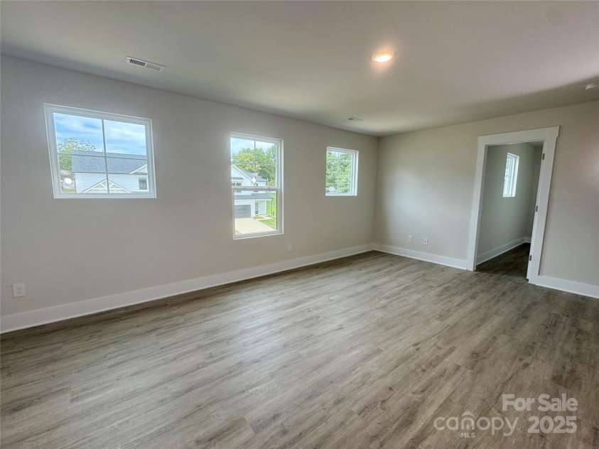 107 Silverwood Court, Mooresville, NC 28115.  MLS# CAR4279215, YatesRealty ID 32827. Primary Bedroom