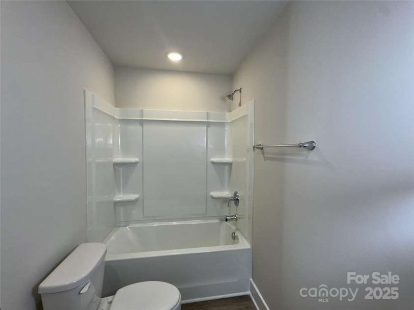 107 Silverwood Court, Mooresville, NC 28115.  MLS# CAR4279215, YatesRealty ID 32827. Secondary Bath