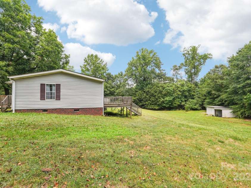 120 Rose Street, Gaffney, SC 29340.  MLS# CAR4281240, YatesRealty ID 32829. 