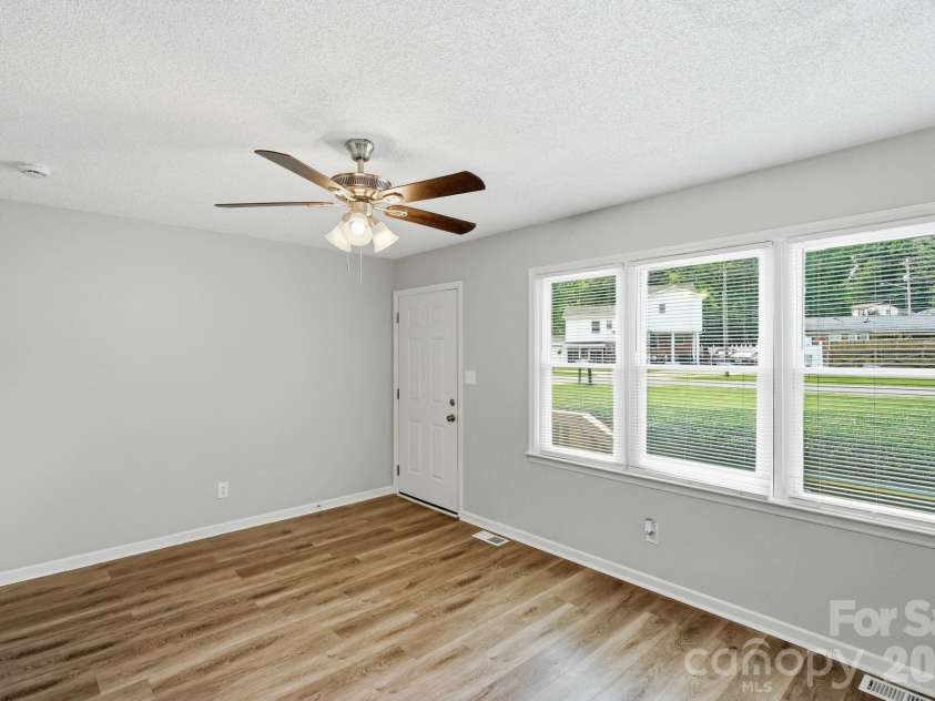 5008 Sea Oates Lane, Bessemer City, NC 28016.  MLS# CAR4395975, YatesRealty ID 32829. 