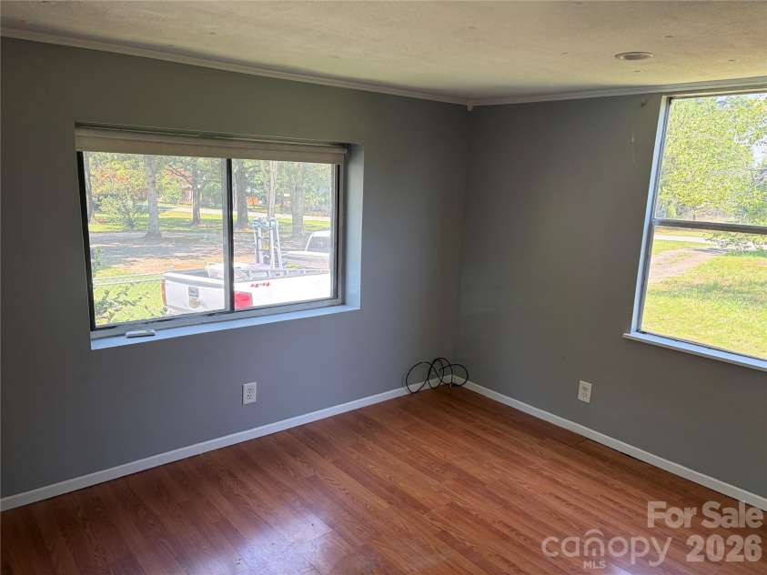 5027 Lineberger Loop Road, Denver, NC 28037.  MLS# CAR4396367, YatesRealty ID 32830. 