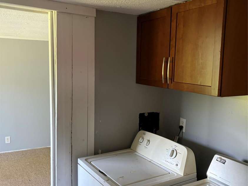 5027 Lineberger Loop Road, Denver, NC 28037.  MLS# CAR4396367, YatesRealty ID 32830. 