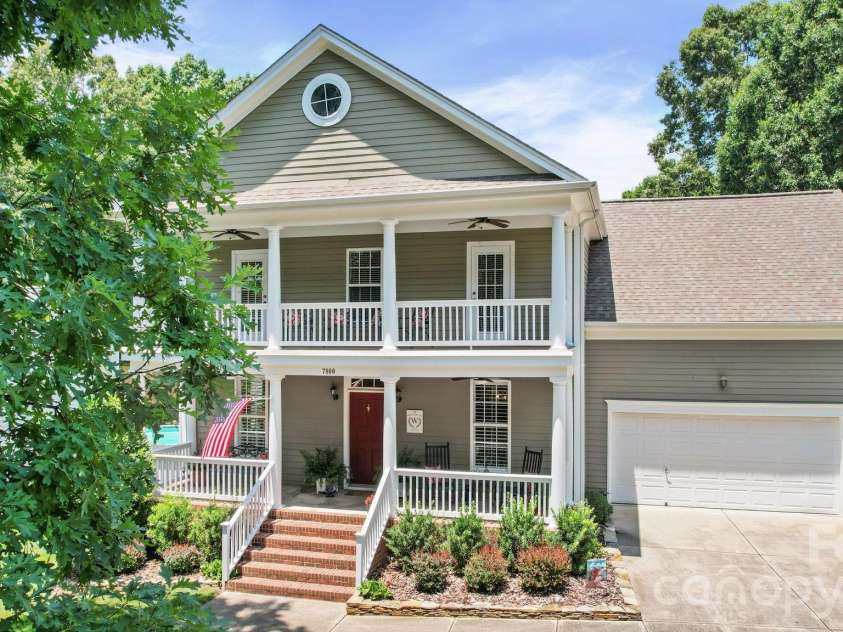 7800 Red Oaks Trail, Waxhaw, NC 28173.  MLS# CAR4393062, YatesRealty ID 32832. 