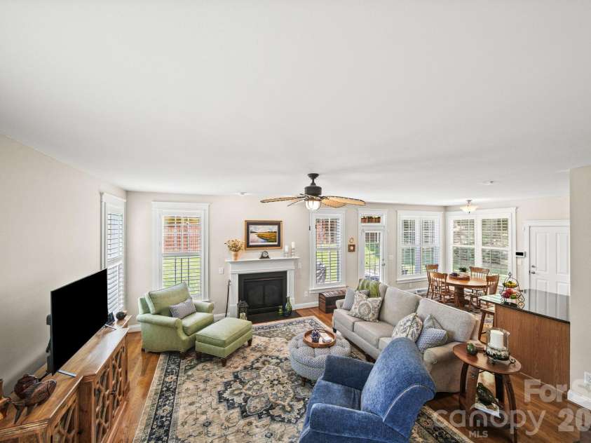 7800 Red Oaks Trail, Waxhaw, NC 28173.  MLS# CAR4393062, YatesRealty ID 32832. 