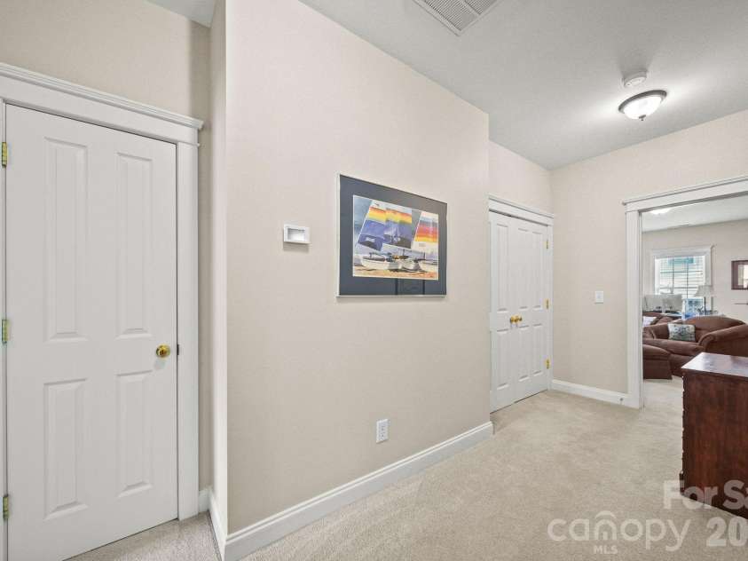 7800 Red Oaks Trail, Waxhaw, NC 28173.  MLS# CAR4393062, YatesRealty ID 32832. 