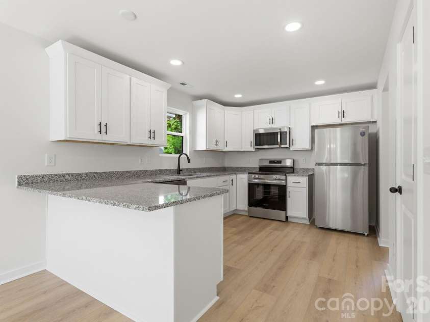 53 Young Avenue, Concord, NC 28025.  MLS# CAR4397101, YatesRealty ID 32833. Kitchen