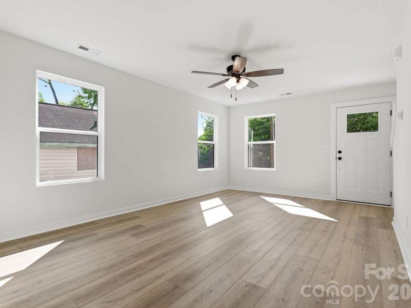 53 Young Avenue, Concord, NC 28025.  MLS# CAR4397101, YatesRealty ID 32833. Living Room
