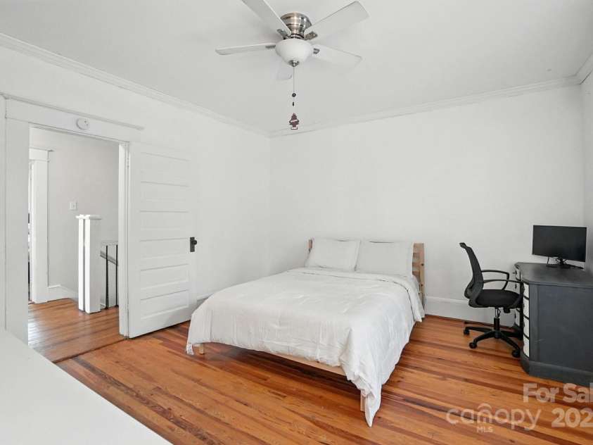 100 Ridge Avenue, Kannapolis, NC 28083.  MLS# CAR4286009, YatesRealty ID 32834. 5th bedroom upstairs