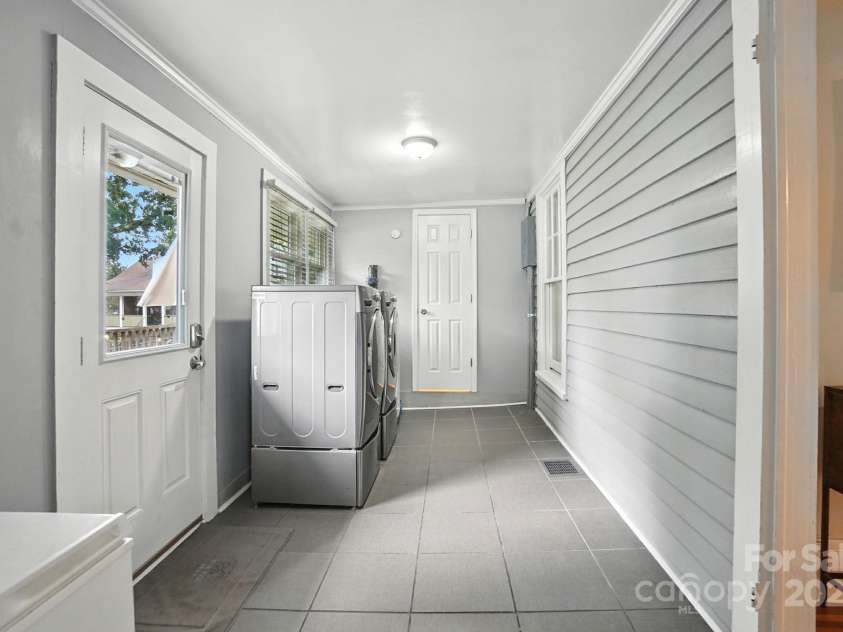 100 Ridge Avenue, Kannapolis, NC 28083.  MLS# CAR4286009, YatesRealty ID 32834. 