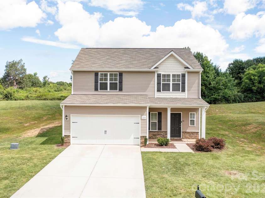 226 Lake George Drive, Shelby, NC 28152.  MLS# CAR4393139, YatesRealty ID 32834. 