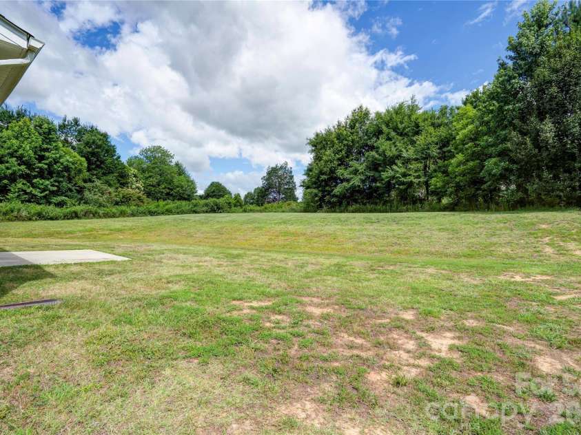 226 Lake George Drive, Shelby, NC 28152.  MLS# CAR4393139, YatesRealty ID 32834. 