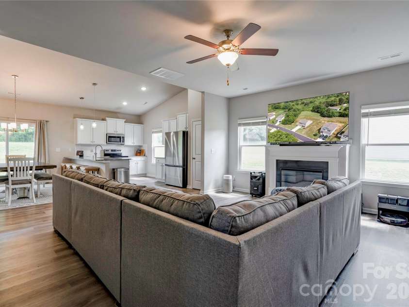 226 Lake George Drive, Shelby, NC 28152.  MLS# CAR4393139, YatesRealty ID 32834. 