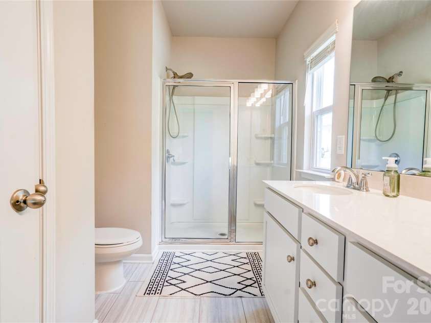 226 Lake George Drive, Shelby, NC 28152.  MLS# CAR4393139, YatesRealty ID 32834. 