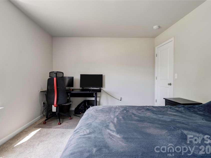 226 Lake George Drive, Shelby, NC 28152.  MLS# CAR4393139, YatesRealty ID 32834. 