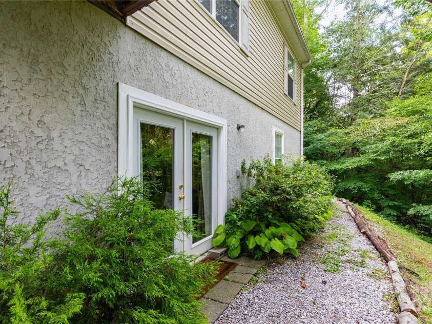 100 Susanna Cove Road, Mars Hill, NC 28754.  MLS# CAR4288018, YatesRealty ID 32835. Basement access from outside