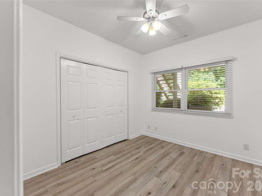 20 Timberlake Drive, Asheville, NC 28803.  MLS# CAR4395614, YatesRealty ID 32835. Front Bedroom