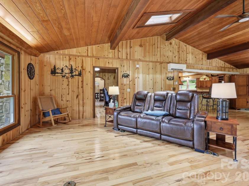570 Rugged Top Road, Waynesville, NC 28785.  MLS# CAR4392004, YatesRealty ID 32836. 