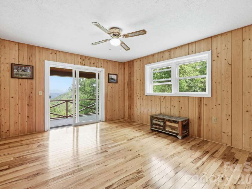 570 Rugged Top Road, Waynesville, NC 28785.  MLS# CAR4392004, YatesRealty ID 32836. 