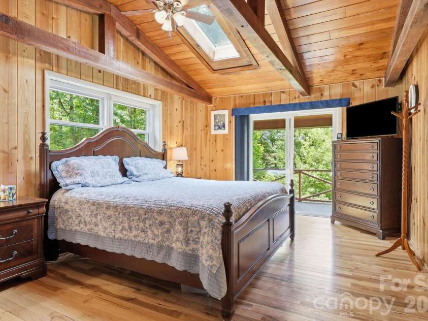 570 Rugged Top Road, Waynesville, NC 28785.  MLS# CAR4392004, YatesRealty ID 32836. 