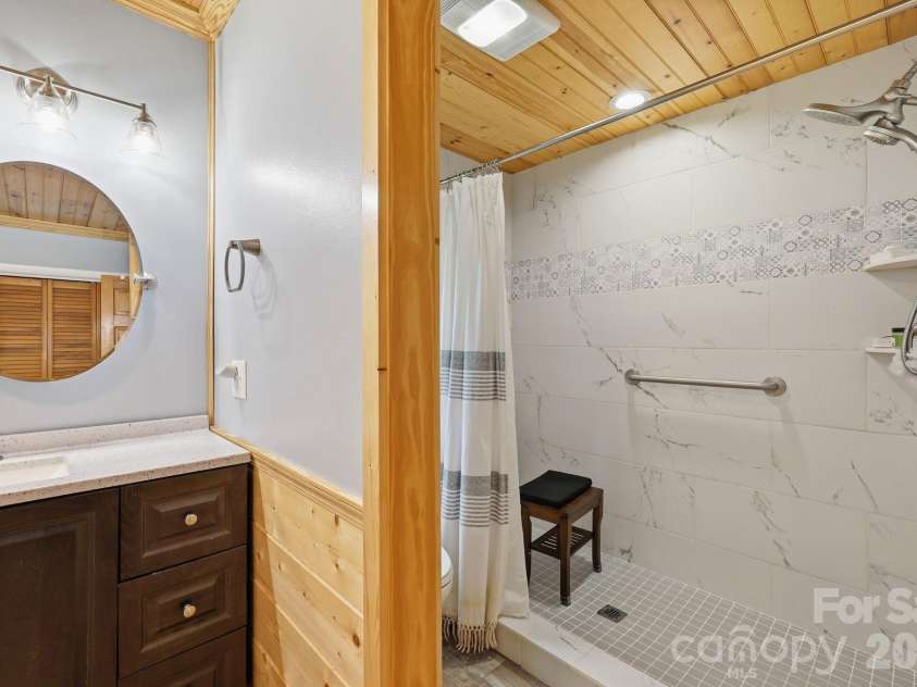 570 Rugged Top Road, Waynesville, NC 28785.  MLS# CAR4392004, YatesRealty ID 32836. 