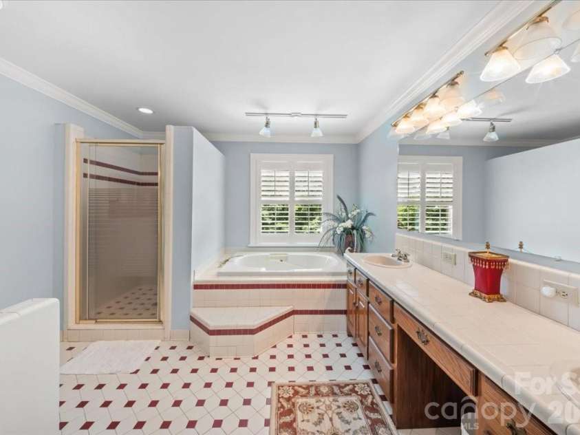 101 River Ridge Drive, Morganton, NC 28655.  MLS# CAR4397505, YatesRealty ID 32838. 